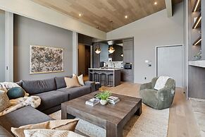 Sisu Lodge by Canmore Premier