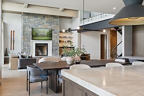 Sisu Lodge by Canmore Premier