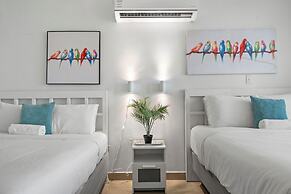Condado Lagoon - Waterfront Escape