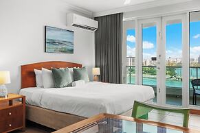 Condado Lagoon - Waterfront Escape