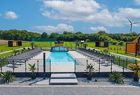 Holiday Home With Access to a Pool, Sauna, Jacuzzi
