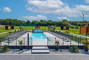 Comfortable Holiday Home, Pool, Sauna, Jacuzzi