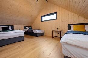 Comfortable Holiday Home, Pool, Sauna, Jacuzzi
