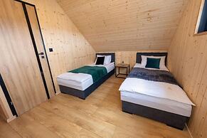 Comfortable Holiday Home, Pool, Sauna, Jacuzzi