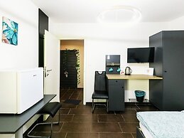 Mariposa Apartments
