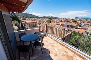 Derya Guest House