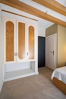 Derya Guest House