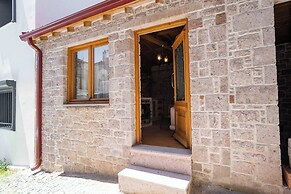 Derya Guest House