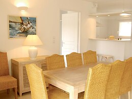 Villa for 8 People With Swimming Pool