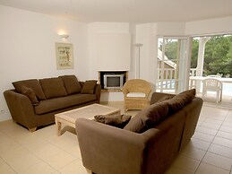 Villa for 8 People With Swimming Pool
