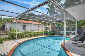 4 Mi to Surfside Beach! North Miami Apt