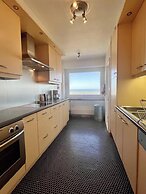 Sea View Family Stay for 8