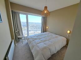 Sea View Family Stay for 8