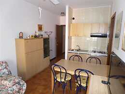 Apartment 80m From the Beach