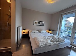 Spacious Family Apartment Near Dunes