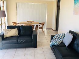 Apiwa Preston Beach Front Apartments