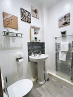Ellies Guest House