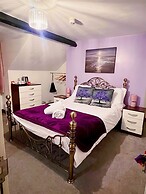 Ellies Guest House