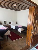 Akropolis Hotel