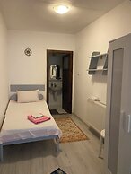 Akropolis Hotel