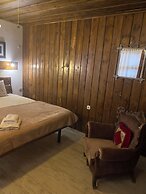 Akropolis Hotel