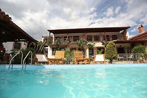 Akropolis Hotel