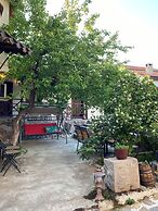 Akropolis Hotel