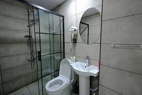 Luna Suites Hotel