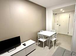 Pool Apartment 400m From Beach
