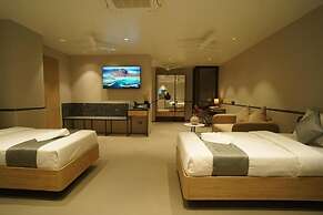 HOTEL SANKET ELITE