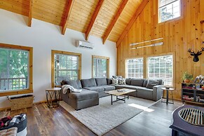 Mount Rainier Views & Hot Tub: Pet-friendly Cabin!