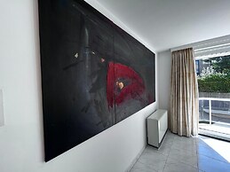 Central Apartment Near the Beach