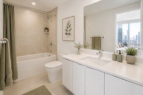Front West Urban Stay