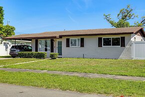 Miami Area Work & Play Hub! Near I-75 & SR 826