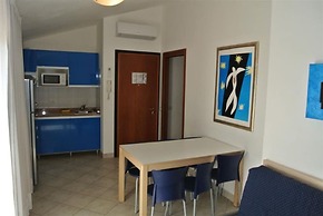 Cozy Flat 80m From the Beach