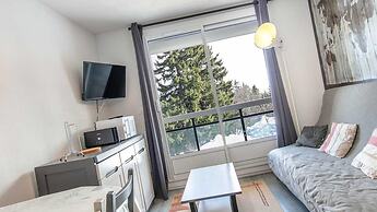 Quiet Mountain Stay in Chamrousse