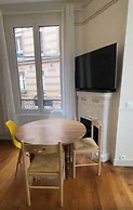 2bdr/4p Apartment Near Batignolles