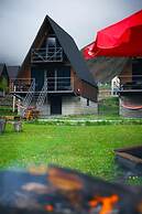 Harmony Cottages Kazbegi