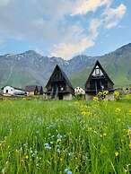 Harmony Cottages Kazbegi