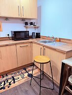 One Bedroom Flat in Mailbox With Free Parking