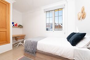 Anik Apartment-