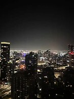 Modern 1BR With Breathtaking Views