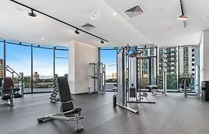 Modern 1BR With Breathtaking Views