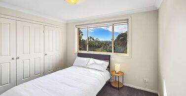 Metawise Spacious 4-bedroom Home in Cherrybrook
