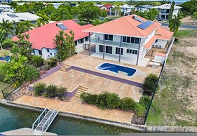 Zenlux Rosewater Pool Marina Deck Bayview Pad