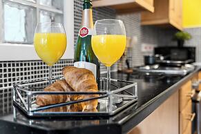 Apartment Sleeps 6 With Parking