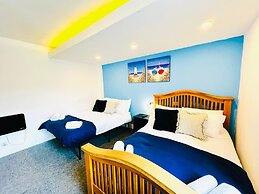 High Tide Hotel
