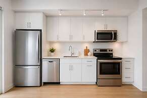 Nova Gerrard Suites