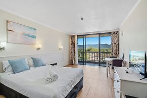 The Oceanfront Cairns