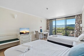 The Oceanfront Cairns